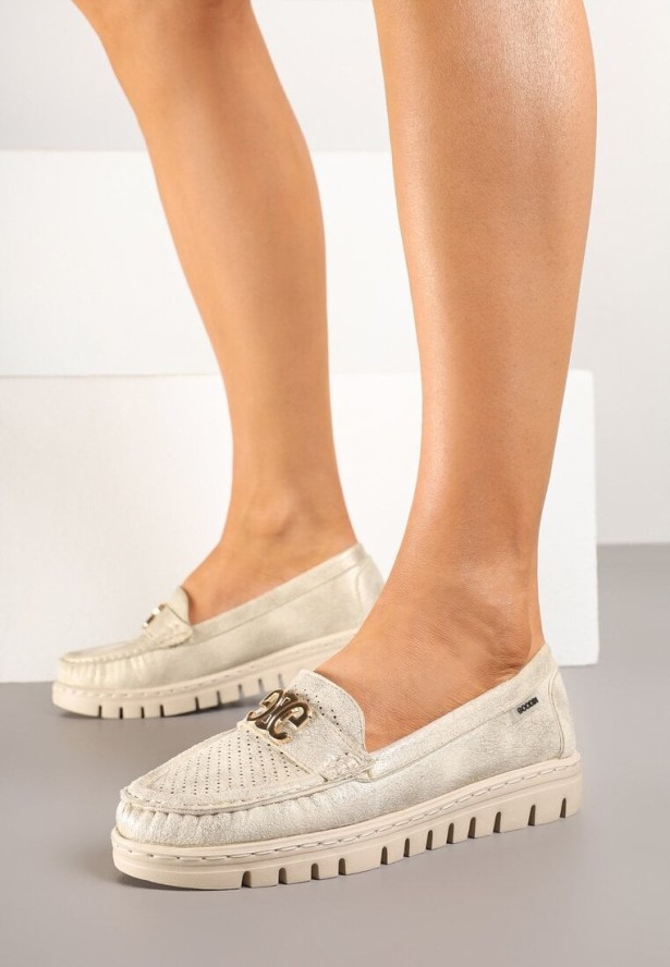 Złote Półbuty z Perforacją Skórzaną Wkładką i Metalicznym Detalem Setaliren
