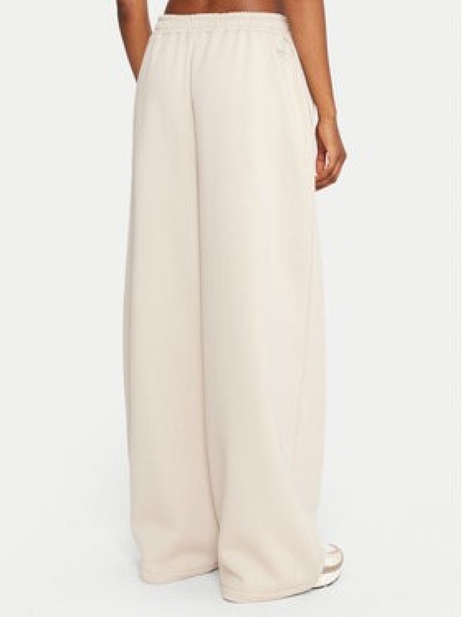 Reebok Spodnie dresowe Reebok X Ewa Chodakowska RK25306CCW Beżowy Regular Fit