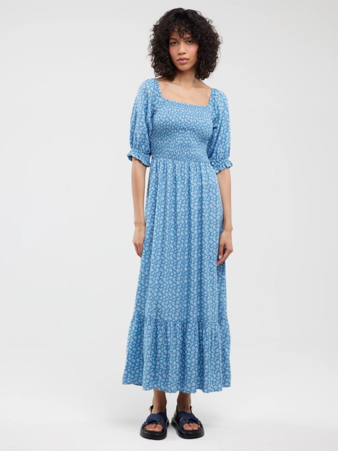 Sukienka damska maxi z motywem kwiatowym niebieska Dinova 402