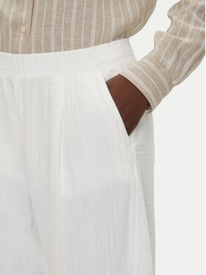 Gap Spodnie materiałowe 713952-00 Biały Regular Fit