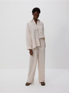 Luźne spodnie z wiskozą - beżowy