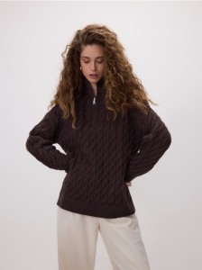 Sweter z zapięciem na zamek - ciemnobrązowy