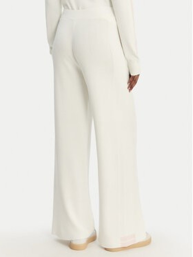 Guess Spodnie dzianinowe V6GB06 Z0651 Biały Regular Fit