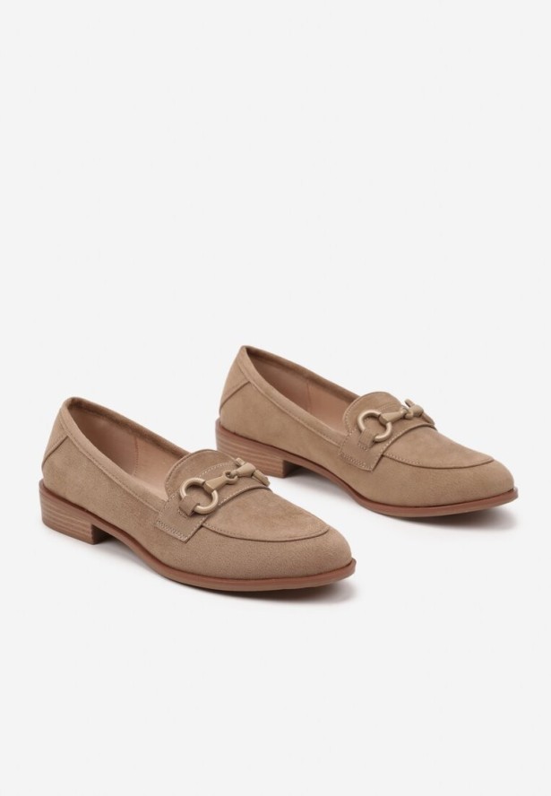 Ciemnobeżowe Mokasyny Vices z Wkładką ze Skóry Naturalnej Zdobione Łańcuszkiem Delariona