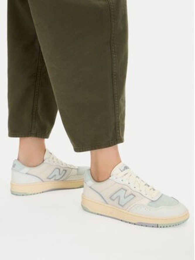 New Balance Sneakersy U9509MT Beżowy jasny