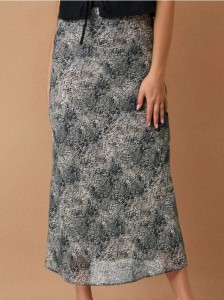 Spódnica midi w zwierzęcy wzór - wielobarwny