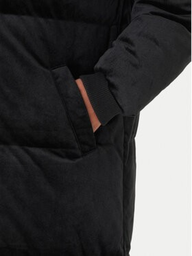 Juicy Couture Kurtka zimowa Century JCOIJ225552 Czarny Relaxed Fit