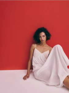 Sukienka z crochet'ową wstawką - biały