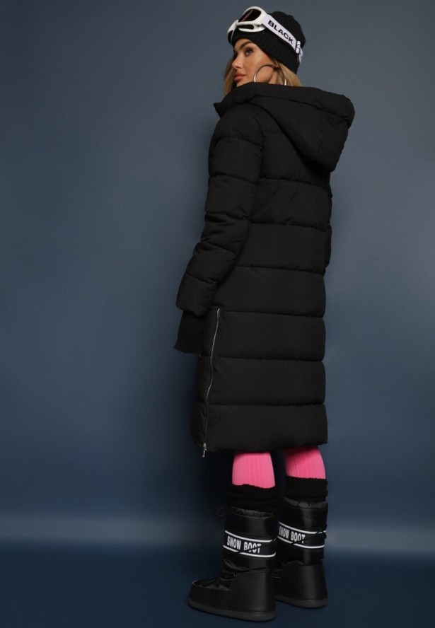 Czarna Pikowana Długa Kurtka z Kapturem i Napami Tisima