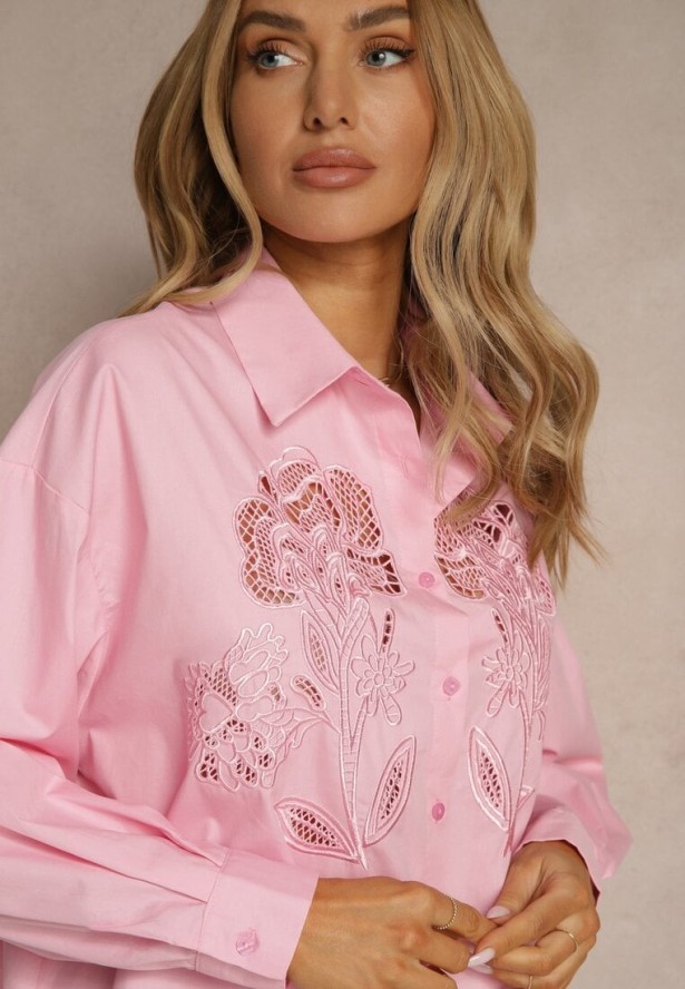 Różowa Koszula Oversize z Bawełny z Ażurowymi Zdobieniami z Motywem Kwiatowym Voesia