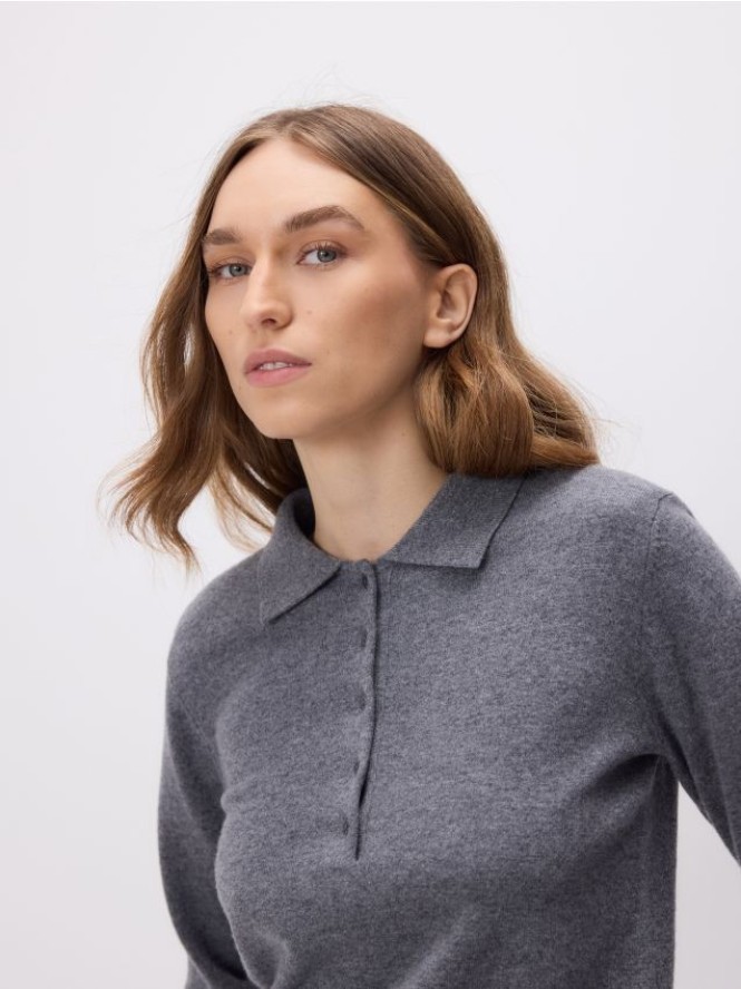 Wełniany sweter polo - szary