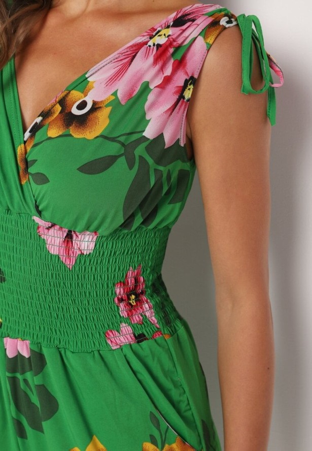 Zielony Kombinezon w Kwiaty z Trójkątnym Dekoltem i Troczkami na Ramionach Benan