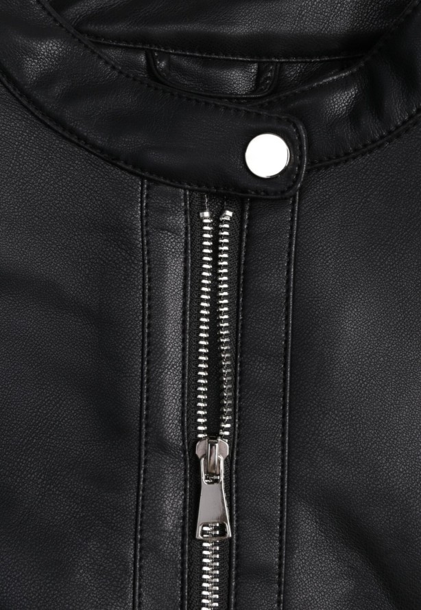 Czarna Klasyczna Kurtka Ramoneska o Taliowantym Kroju Anlea