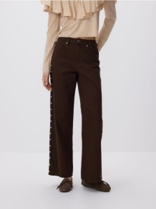 Jeansy wide leg z aplikacją - brązowy