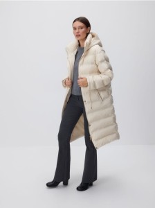 Długa kurtka z kapturem - złamana biel