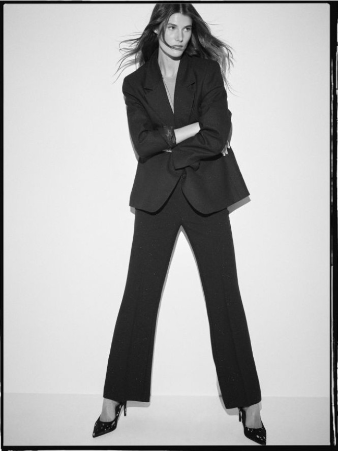 Spodnie flare z metaliczną nitką - czarny