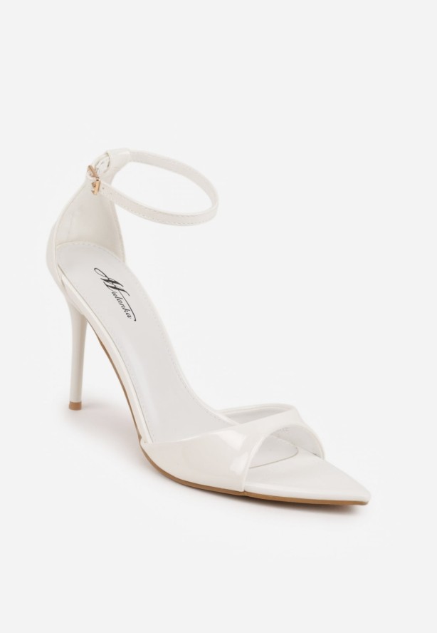 Białe Sandały z Paskiem wokół Kostki i Noskiem w Szpic z Lakierowanej Imitacji Skóry Santel