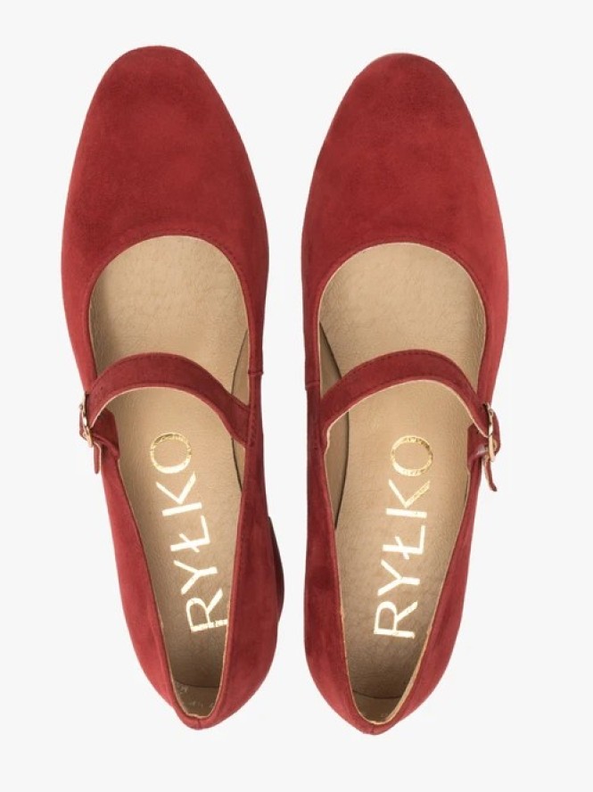 Bordowe czółenka na niskim klocku