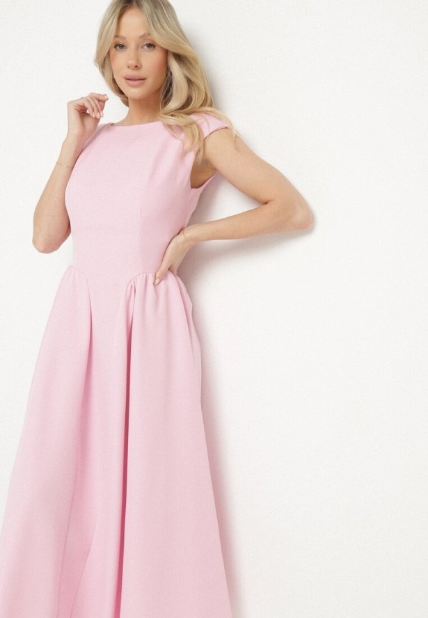 Różowa Sukienka o Rozkloszowanym Kroju z Wiązaniem i Dekoltem w Łódkę Aladriela