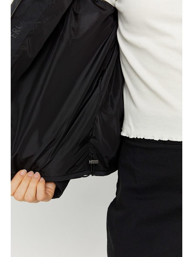 MAZINE Kurtka pikowana "Dana" w kolorze czarnym rozmiar: XL