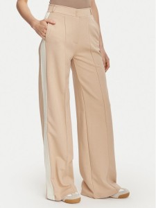 Guess Spodnie materiałowe V6YB26 K5139 Beżowy Relaxed Fit