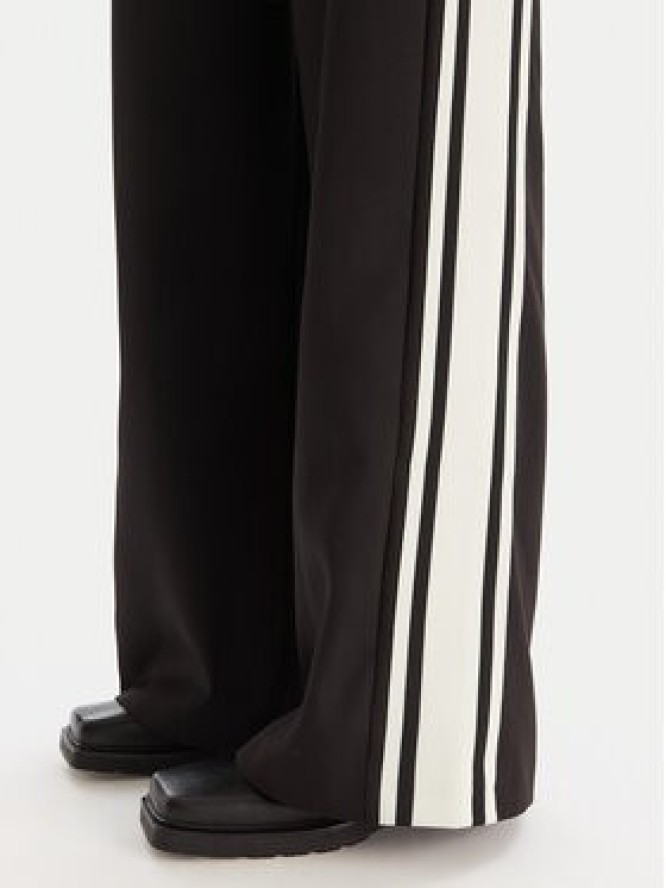 Patrizia Pepe Spodnie dresowe 2P1716/A664-K103 Czarny Regular Fit