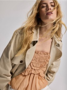 Krótki top z modalem - brzoskwiniowy