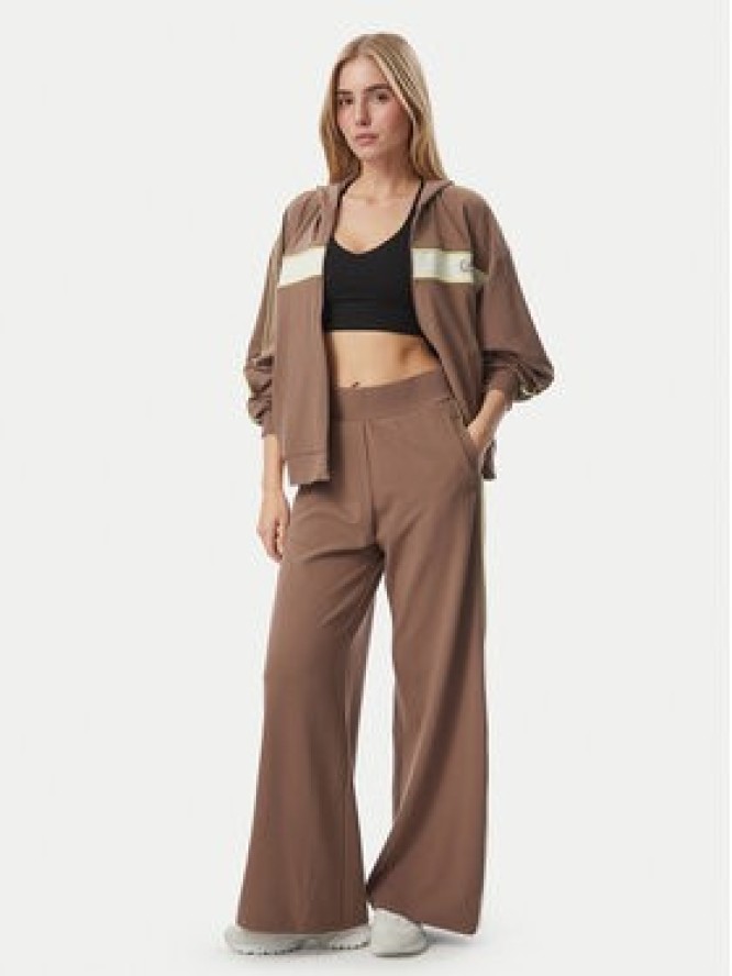 EA7 Emporio Armani Spodnie dresowe 7W001336 AF13289 U6041 Brązowy Relaxed Fit