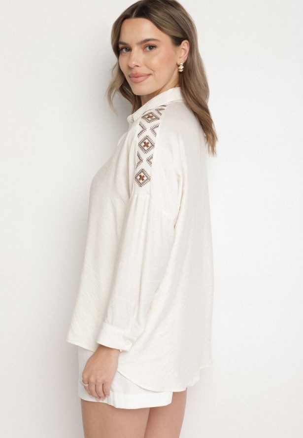 Jasnobeżowa Koszula Ozdobiona Haftem Ulosandria