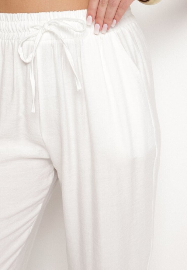 Białe Spodnie z Bawełną i Wiązaniem Maiovelle