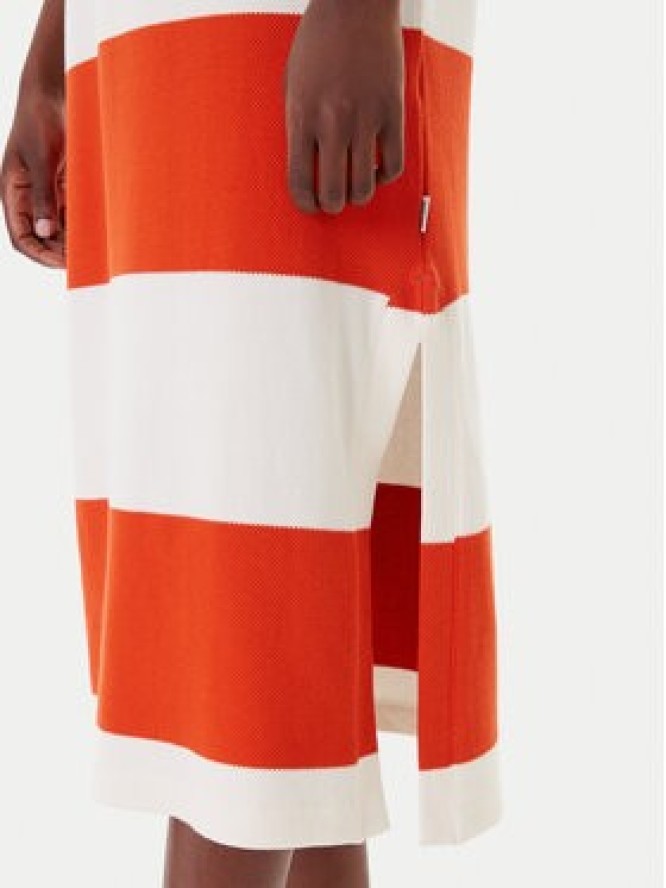 Mustang Sukienka codzienna Vivian 1016534 Czerwony Relaxed Fit