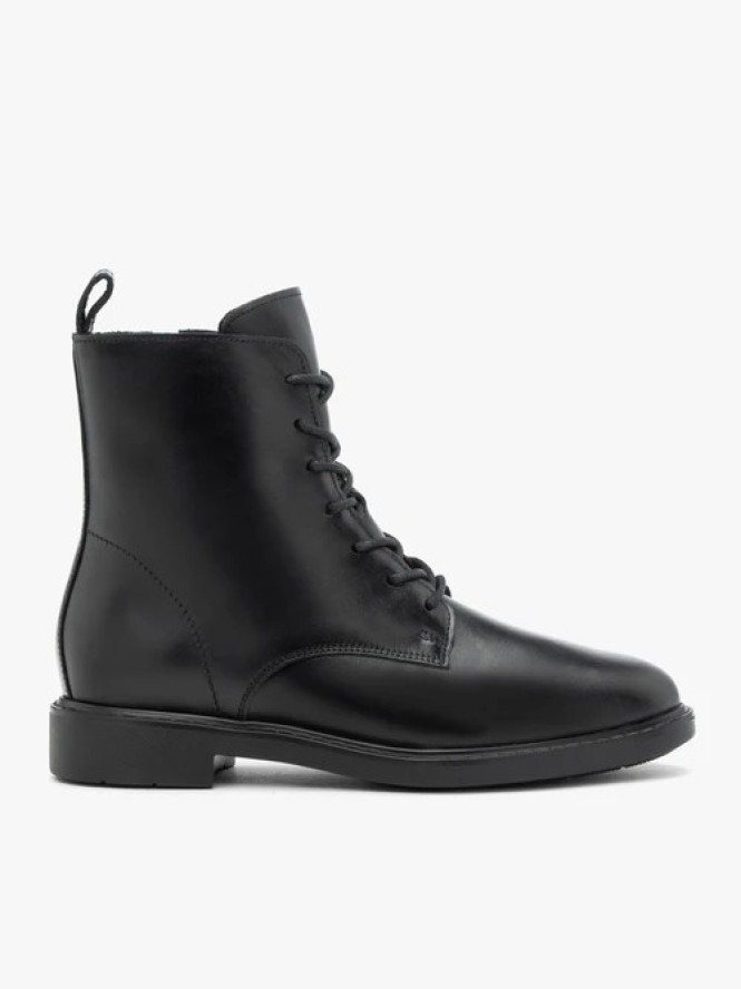 Czarne trzewiki ze skóry licowej