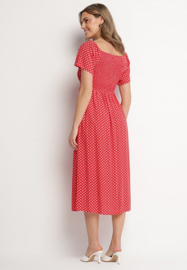Czerwona Sukienka z Bawełny o Rozkloszowanym Kroju w Kropeczki Lisadrisa