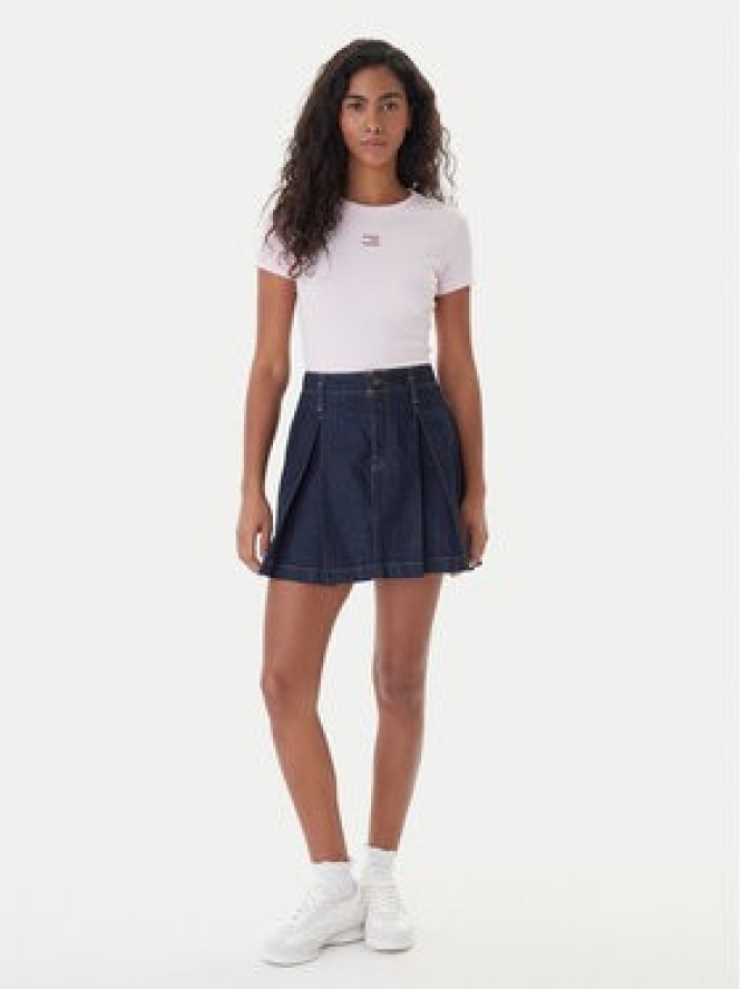 Tommy Jeans T-Shirt Badge DW0DW17881 Różowy Slim Fit