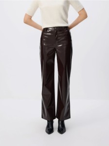 Spodnie z imitacji skóry - burgundowy