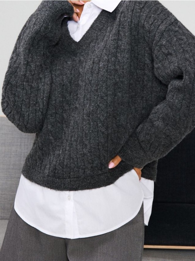 Sweter z kołnierzem - szary