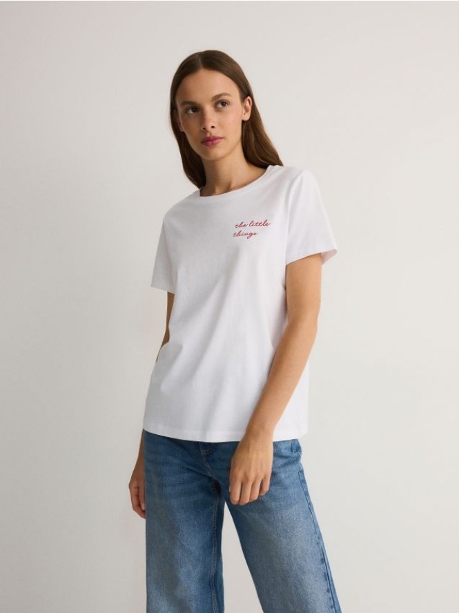 T-shirt z haftem - biały