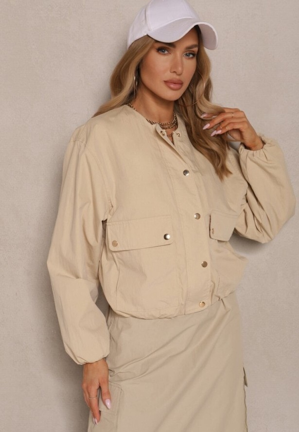 Beżowa Kurtka Bomberka o Koszulowym Fasonie z Napami Ronesia