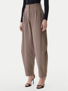 Guess Spodnie materiałowe W6RB08 WJ692 Brązowy Regular Fit