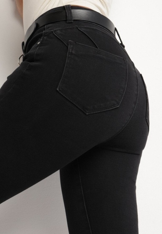 Czarne Jeansy o Dopasowanym Kroju z Efektem Push Up Vonnira