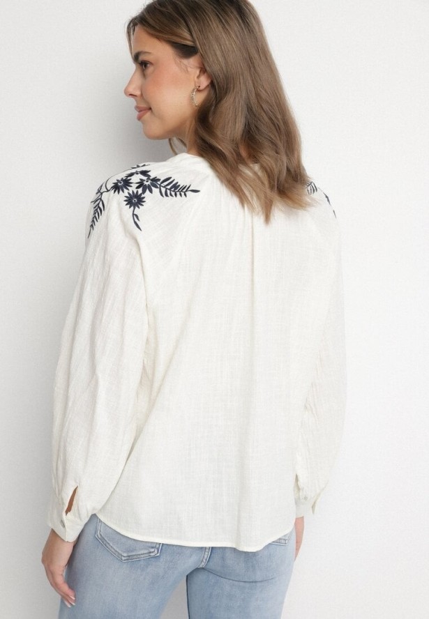 Beżowo-Granatowa Bluzka z Wiskozy z Ozdobnym Haftem Erinova