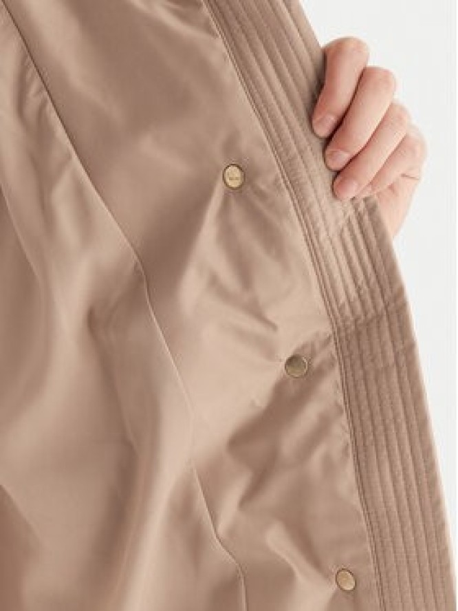 Guess Kurtka zimowa V5BL13 WHHZ2 Beżowy Regular Fit