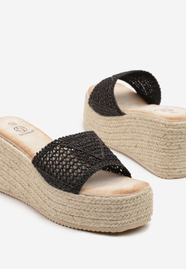 Czarne Klapki na Koturnie i Platformie z Plecionki Efrina
