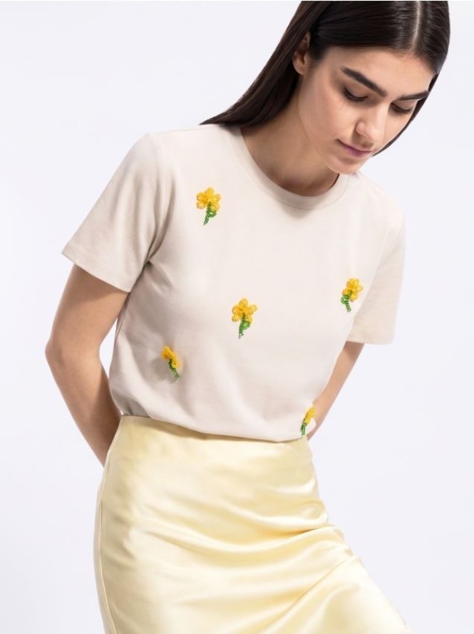 T-shirt z ozdobną aplikacją - beżowy