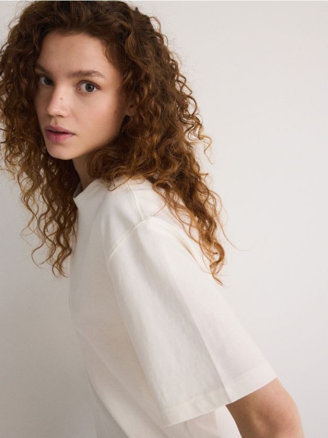 T-shirt oversize - złamana biel