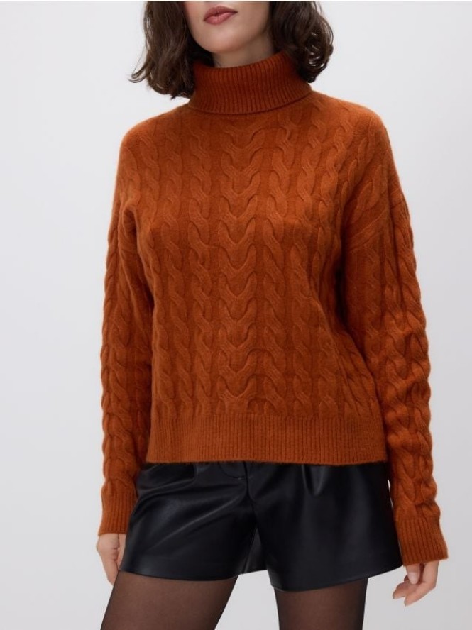 Golf z ozdobnym splotem - miedziany