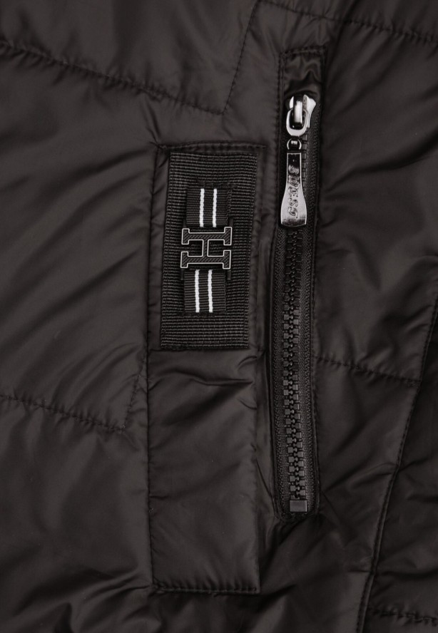 Czarna Pikowana Kurtka z Kapturem i Ozdobnymi Suwakami Tulirisa