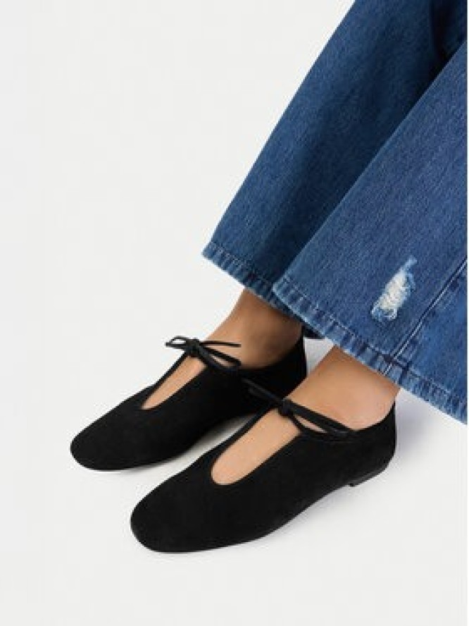 GINO ROSSI Półbuty EO-26SS10 Czarny