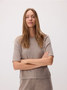 Dzianinowa bluzka - brązowy