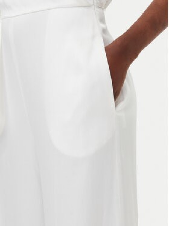 BOSS Kombinezon Deiana 50537965 Biały Regular Fit